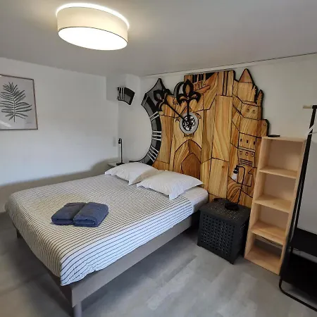 Le Senechal Bed and Breakfast 3*