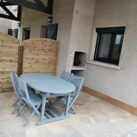 Couette-café Le Sénéchal 3*